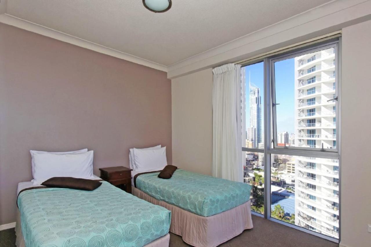 The Towers Of Chevron Renaissance - Holidays Gold Coast Dış mekan fotoğraf